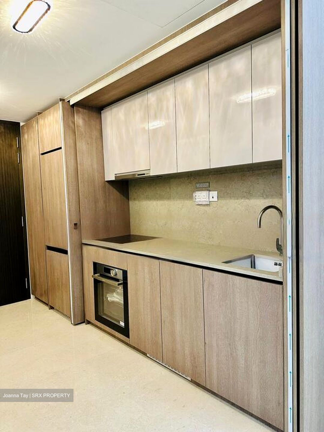 Avenue South Residence (D3), Apartment #462845371